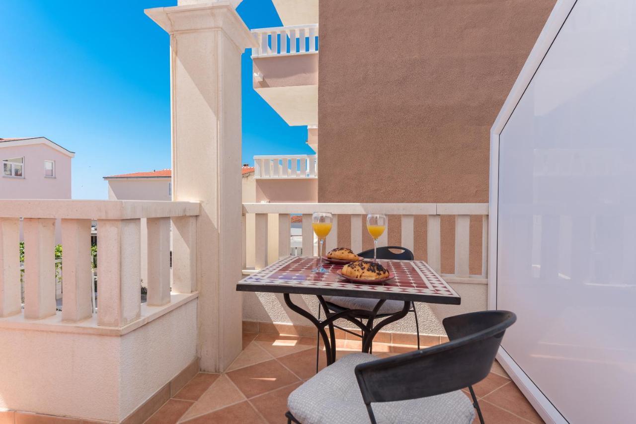 Skiljini Dvori - Studio-Apartman 1 Makarska Buitenkant foto